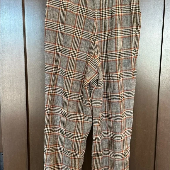 Aritzia Wilfred Plaid Trousers - Picture 5 of 6